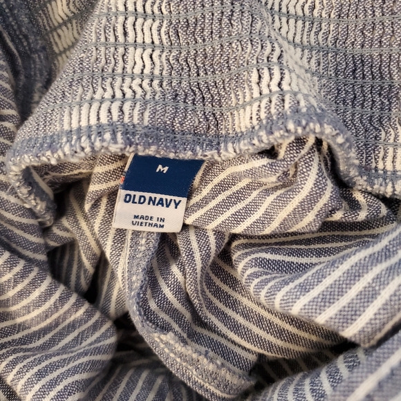 Old Navy Jumpsuit With Pockets - Picture 7 of 7